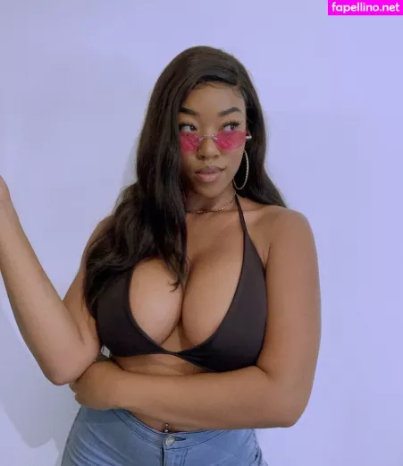 Thecleopatraway OnlyFans Thumbnail #5ZVlA3DkY2