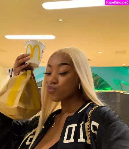 Thecleopatraway OnlyFans Thumbnail #g9oJNMx9FE