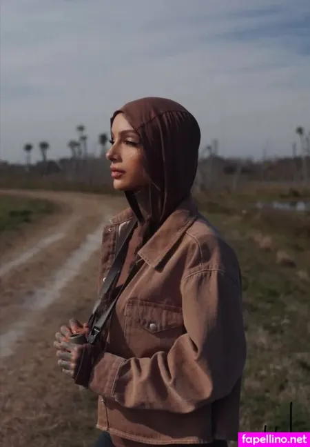 Thecleopetra OnlyFans Thumbnail #R5xKLoiGdj