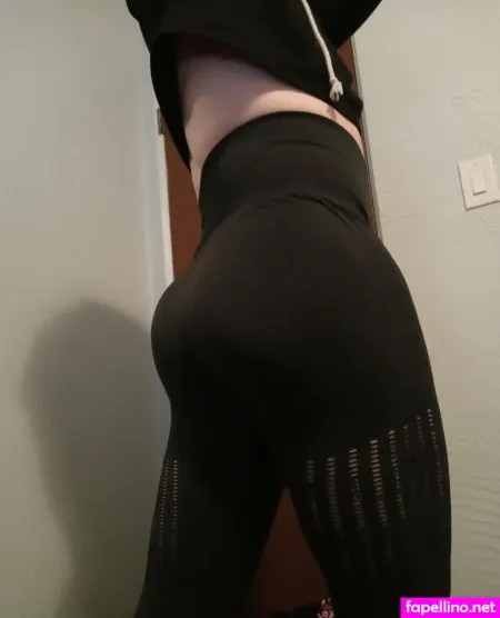 Theclericyarrow OnlyFans Thumbnail #d8LGYGglxo