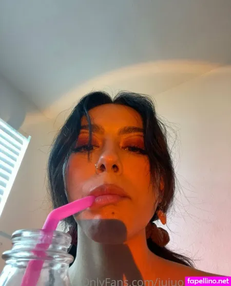 Thecrownedjuul OnlyFans Thumbnail #22zvssUQX7