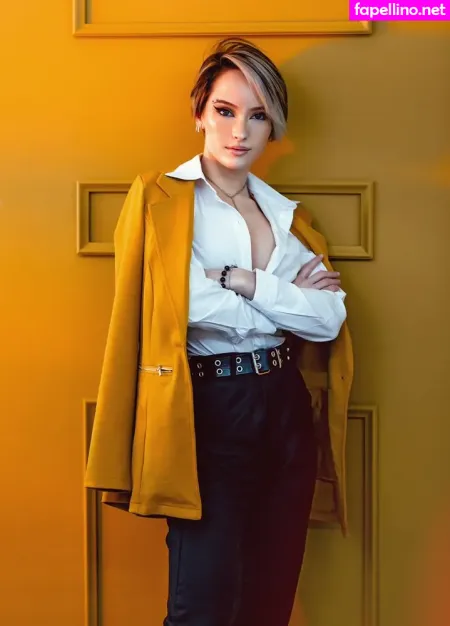 Thedaberrytwins OnlyFans Thumbnail #4Lb0aZzY4P