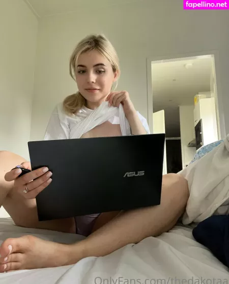 Thedakotaa OnlyFans Thumbnail #0Zs7G7z0Ny