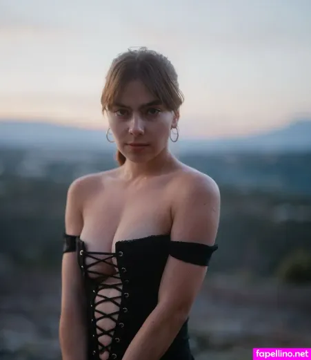 Thedarlla OnlyFans Thumbnail #kFvXFyXz4q