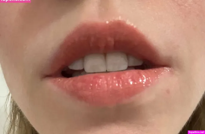 Thedollylittle OnlyFans Thumbnail #wPs1bZWViJ