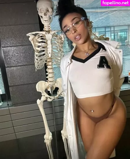 Thee Lightskin Tutor OnlyFans Thumbnail #XEvY9lFj7Z