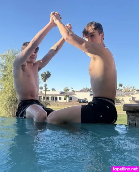 Theeaglesoffree OnlyFans Thumbnail #AqGtpz3puK