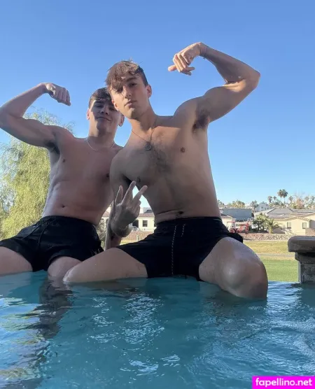 Theeaglesoffree OnlyFans Thumbnail #LOQu7bkvSz