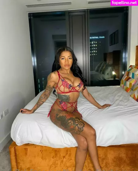 Theebonyfetishqueen OnlyFans Thumbnail #OHAkmpZywC