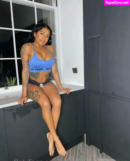 Theebonyfetishqueen OnlyFans Thumbnail #edT4Fzd3Rv