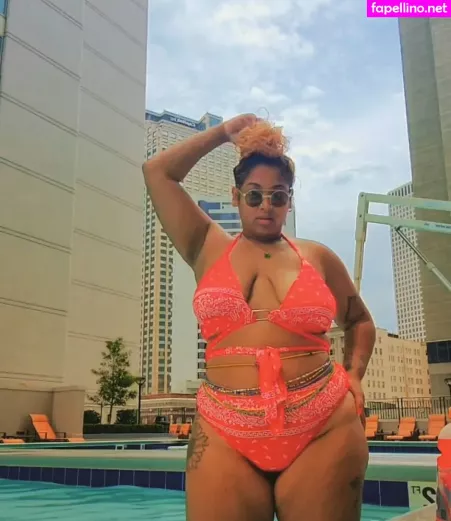 Theechinawhite OnlyFans Thumbnail #9TAdsxkAf9