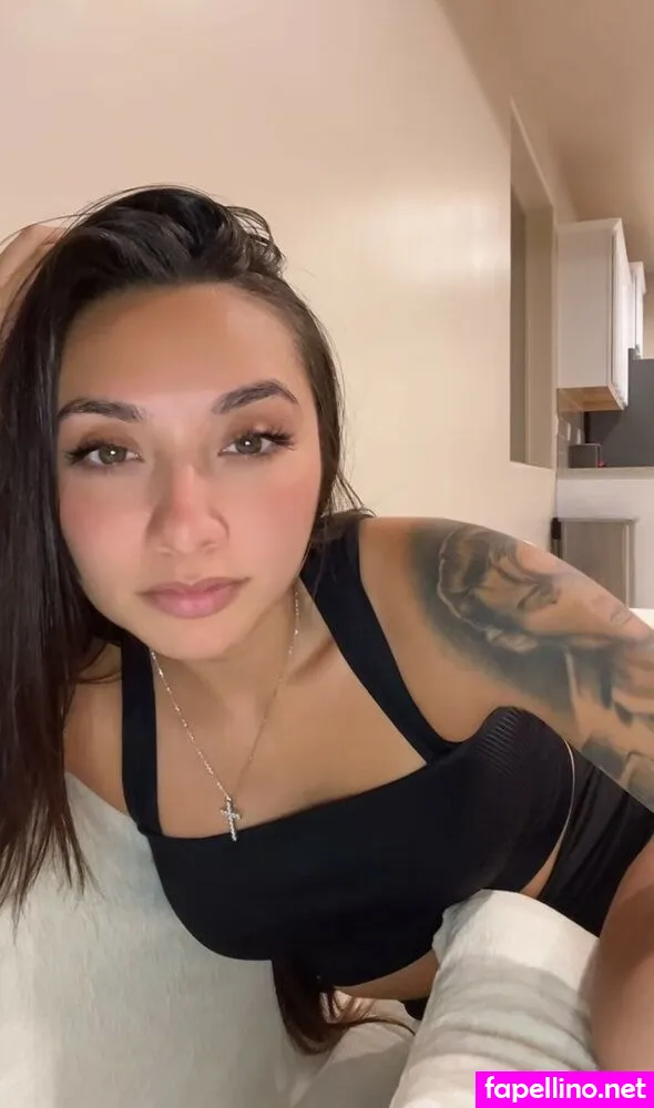 aamariee._, theegoldenrose Nude Leaked OnlyFans Photo #FqlramNw32