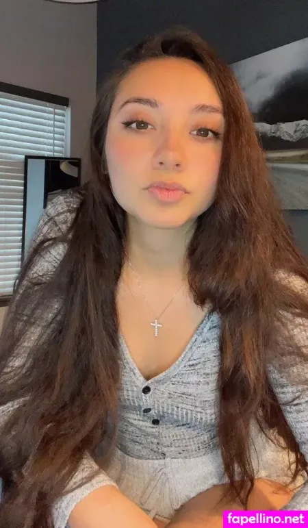 Theegoldenrose 1 OnlyFans Thumbnail #XSHJ524hvR