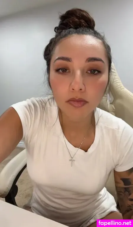 Theegoldenrose 1 OnlyFans Thumbnail #asjo8kslKi