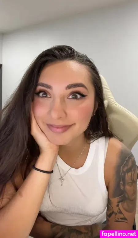 Theegoldenrose 1 OnlyFans Thumbnail #cDZCAu9ahT