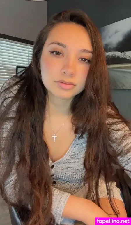 Theegoldenrose 1 OnlyFans Thumbnail #iJtgGwW7uK