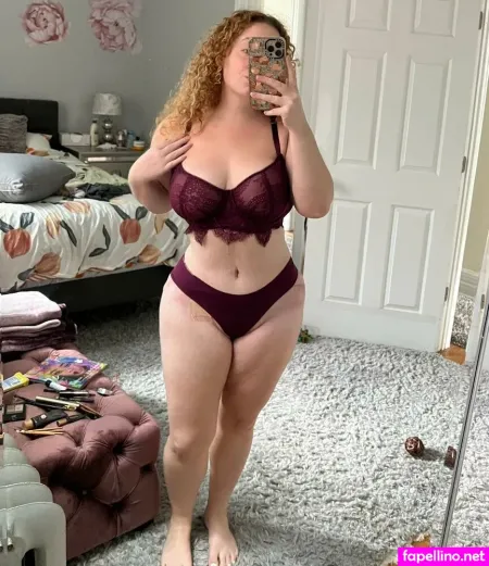 Theehourglassswitch OnlyFans Thumbnail #QFRqQmpkz2