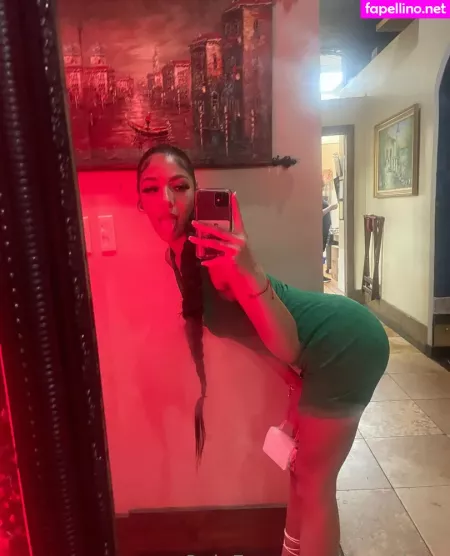 Theekhloe OnlyFans Thumbnail #8ukPNqyzOf