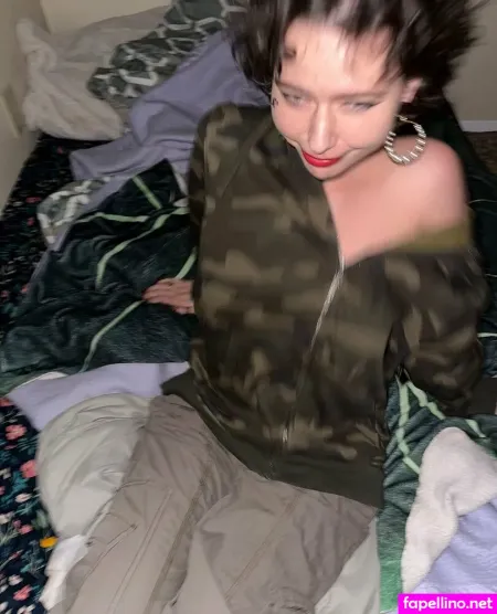 Theelderwives OnlyFans Thumbnail #KFdorVnX1w