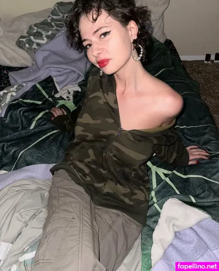Theelderwives OnlyFans Thumbnail #SFXvVx17mq
