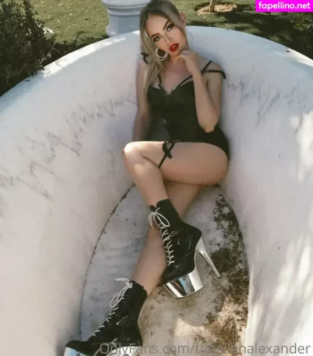 Theellenalexander OnlyFans Thumbnail #bmETHtgrlA
