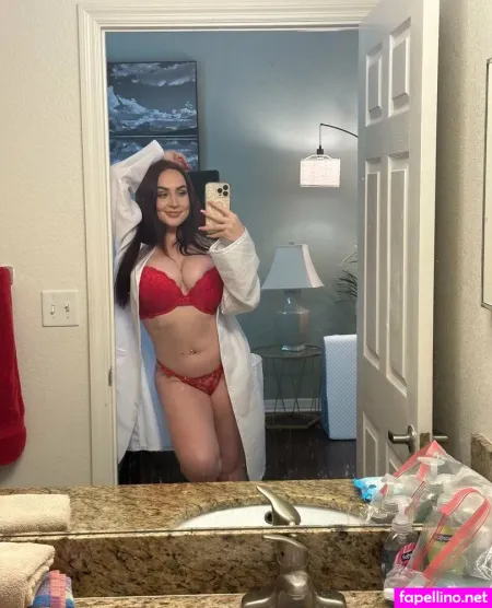 Theemilynormann OnlyFans Thumbnail #DPWZ0sChde