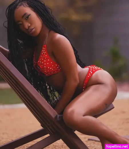 Theeministalli 1 OnlyFans Thumbnail #H0egsIB2Bv