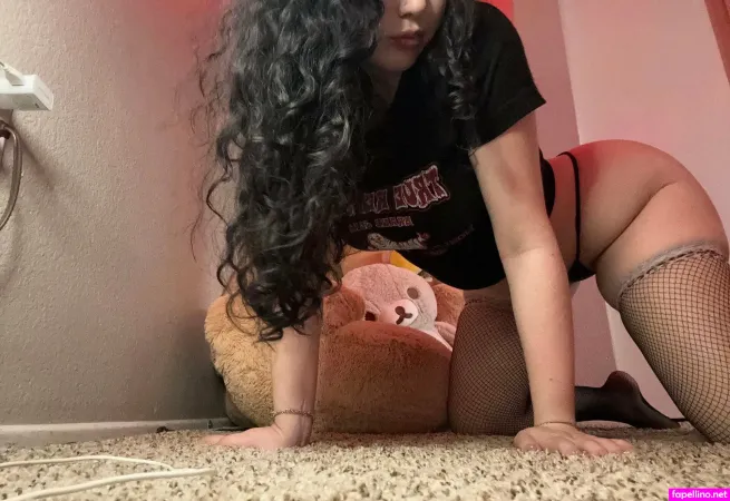 Theemisskittykay 1 OnlyFans Thumbnail #mnB38B1k20