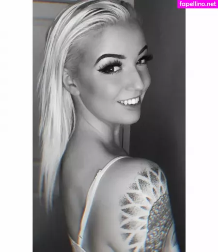 Theenicolehammond OnlyFans Thumbnail #FsK4HlXV5d