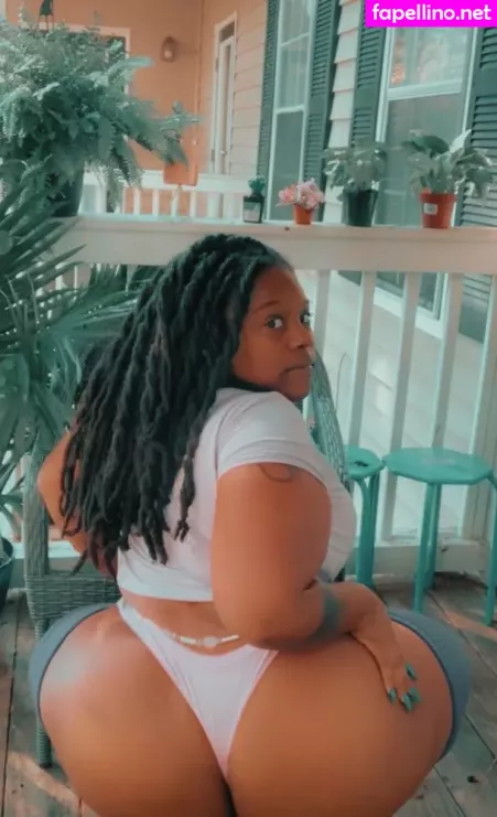 Thefamouspeachesandcream OnlyFans Thumbnail #1vJj4zmMvC
