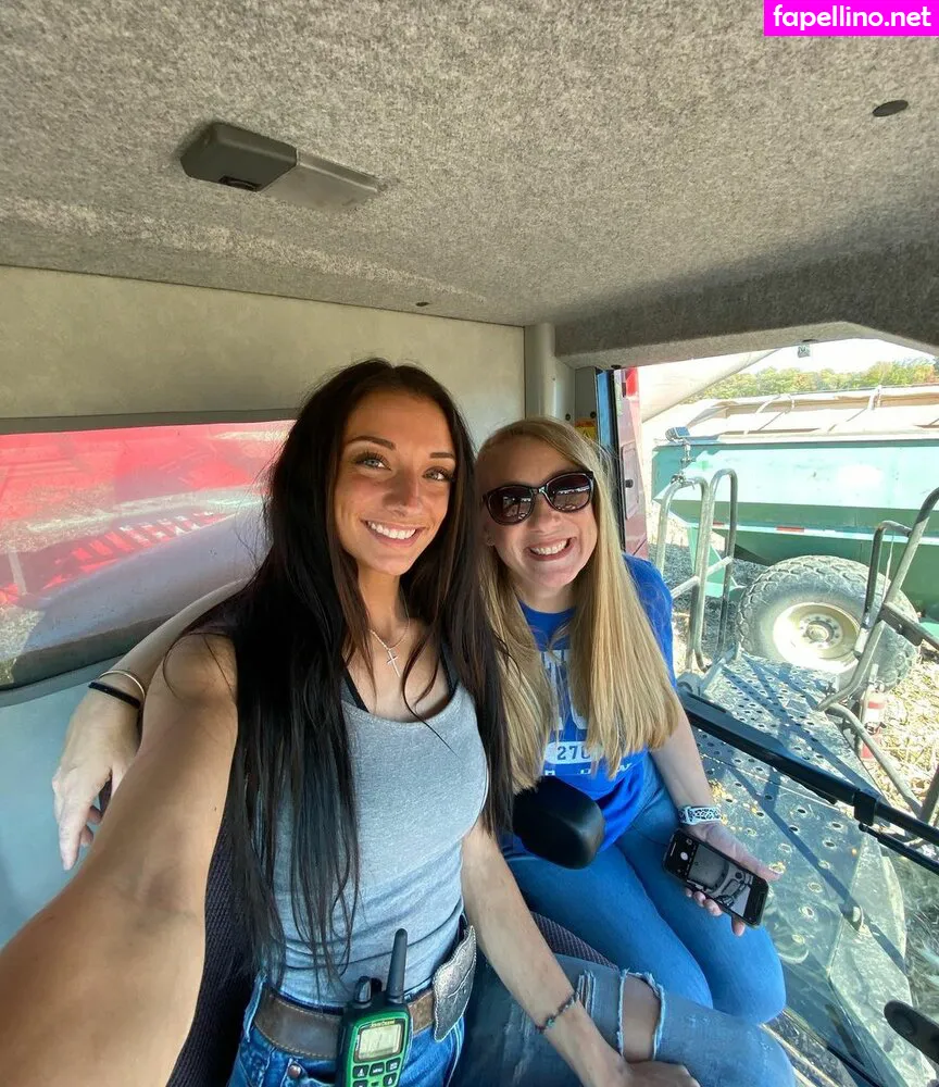 Farmer Grayce, Shelbie Grayce Emmick, allaroundfarmer, thefarmergrayce Nude Leaked OnlyFans Photo #DfuYLH3oZv