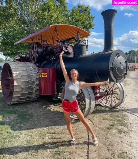 Thefarmergrayce OnlyFans Thumbnail #qxsW10yq1e