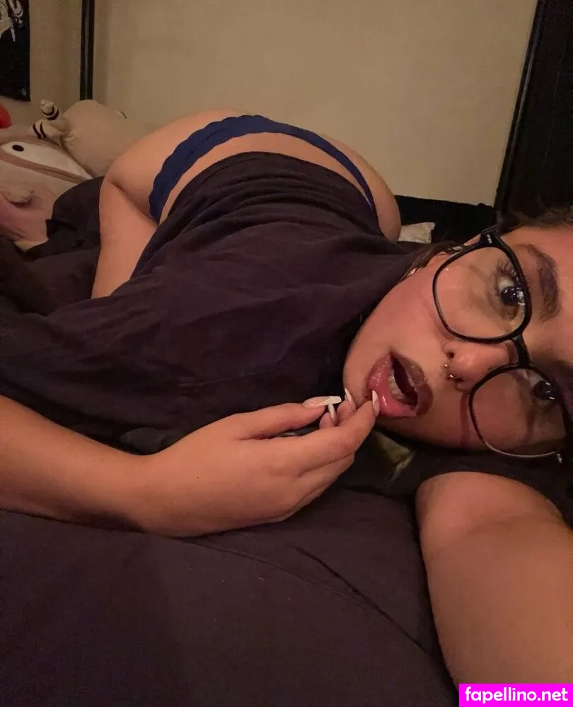thebestvalent1na, thefreakiestval Nude Leaked OnlyFans Photo #LtYUrbAsVA