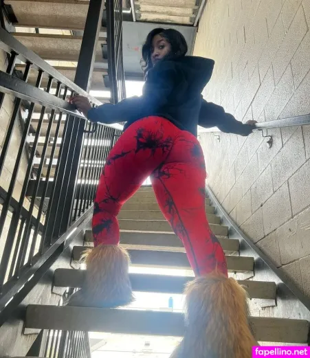 Thefricanbeauty OnlyFans Thumbnail #Ye1pqNeoYR