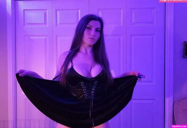 Theghostlady 3 Main Profile Photo