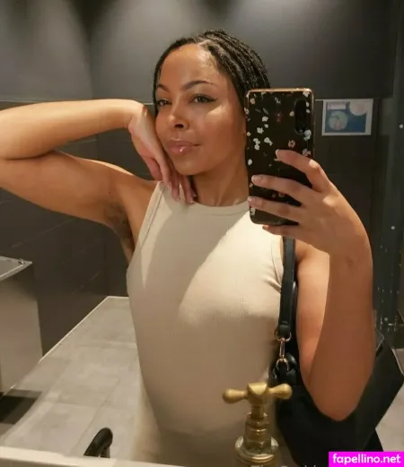 Thegoddesskali OnlyFans Thumbnail #X4Sj9NQarK