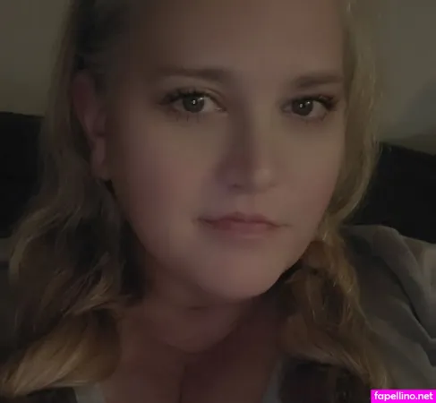Thegoochiemama OnlyFans Thumbnail #kJT6Gbwq5j