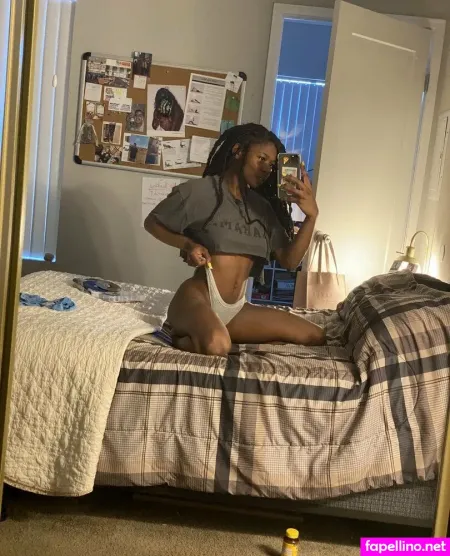 Thehazelgrace OnlyFans Thumbnail #u5NfmkwxKo