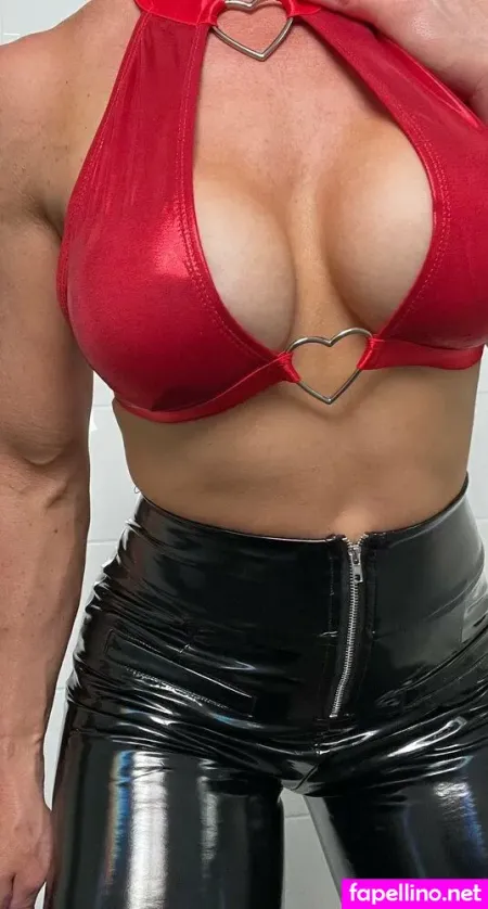 Thehotshinymil3f Free OnlyFans Thumbnail #3jDYn7N2T3