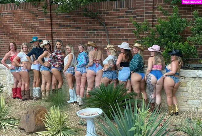 Thehotwifetour OnlyFans Thumbnail #t9poZzZXBC