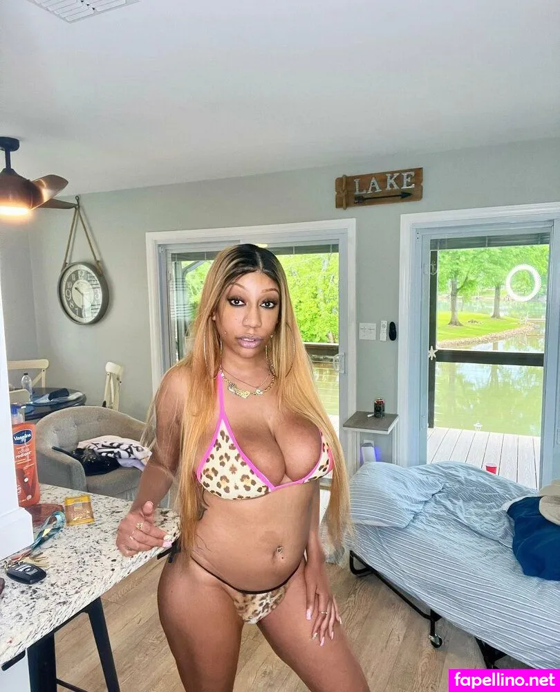 theinfamousvee Nude Leaked OnlyFans Photo #qAXTvkY5FO