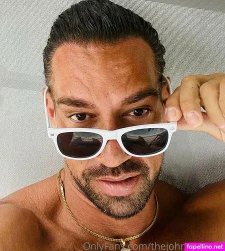 Thejohnnycastle 1 OnlyFans Thumbnail #2Ko1Tu8nX4