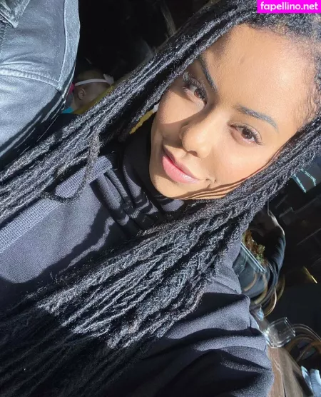 Thekiranoir OnlyFans Thumbnail #LGEgGHKozH