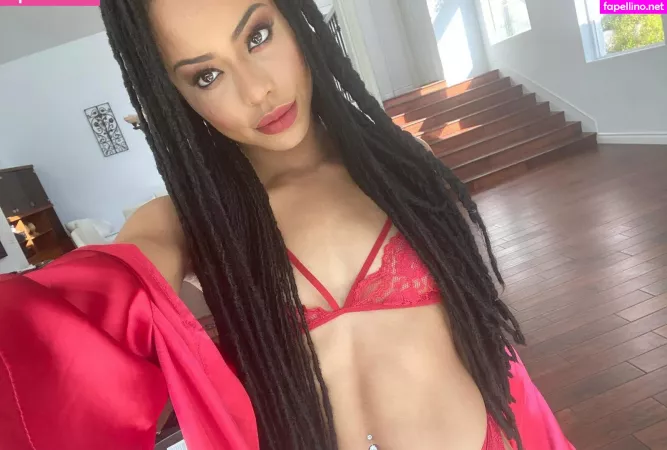 Thekiranoir OnlyFans Thumbnail #Y2fpI6gRGP