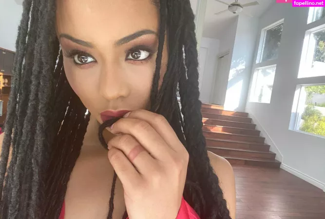 Thekiranoir OnlyFans Thumbnail #q9w7uQfnrk