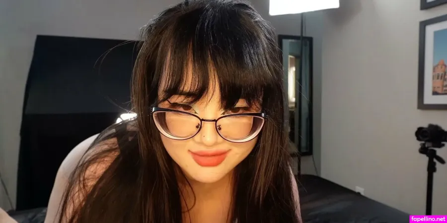 Thekoreansecretary 1 OnlyFans Thumbnail #4uitOw5vrV