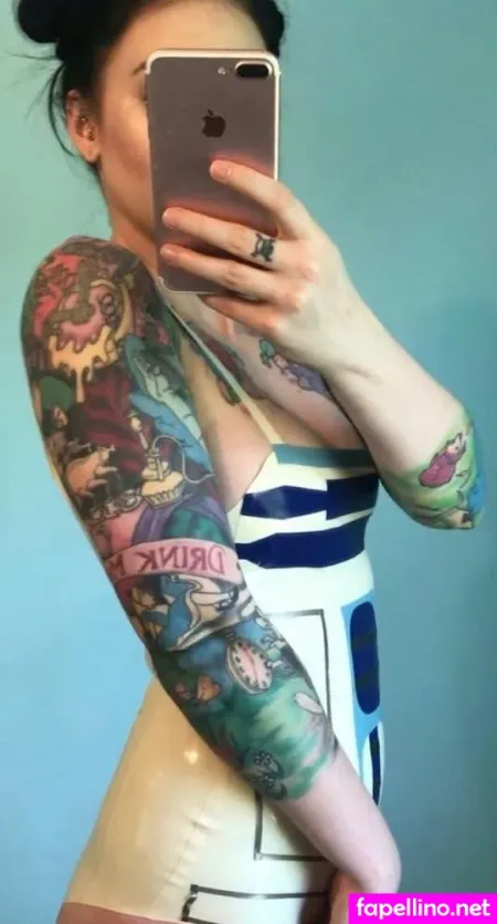 Thelakenessmonster OnlyFans Thumbnail #8cfXihBh0a