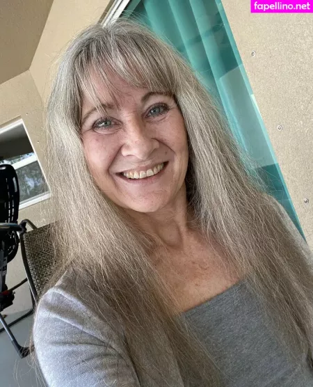 Theleilanilei OnlyFans Thumbnail #n1mmmgjiLy