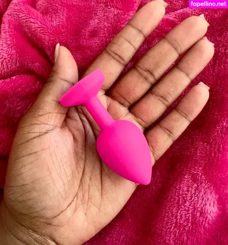 Thelingerielounge OnlyFans Thumbnail #0ycdja0jwL