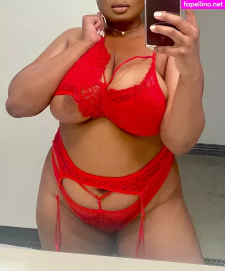 Thelingerielounge OnlyFans Thumbnail #eEd6HTLEnd